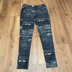 The North Face Womens Base Layer Pulse Training Tights Printed Gray Camo Medium